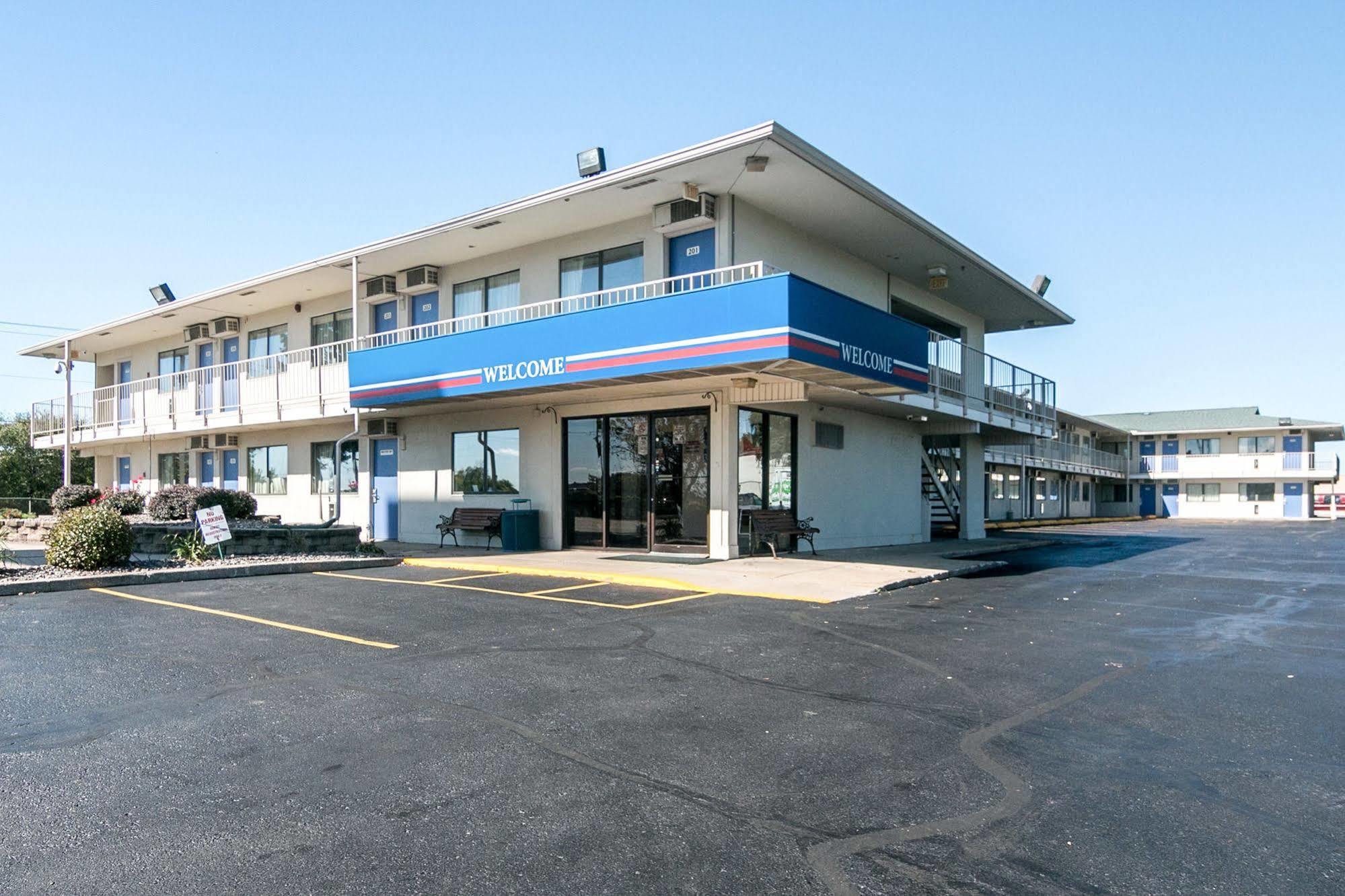 Motel 6-Janesville, Wi Exterior photo